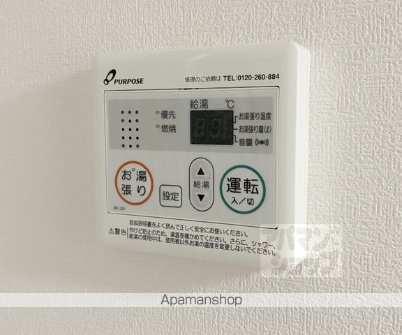 F ASECIA PHAONの内装写真