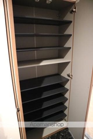 アルヴィータの内装写真
