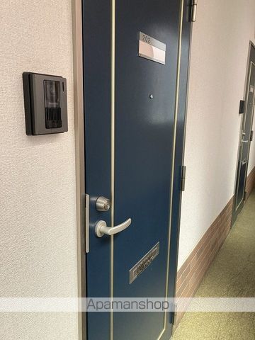 メゾン・シャトンの玄関写真