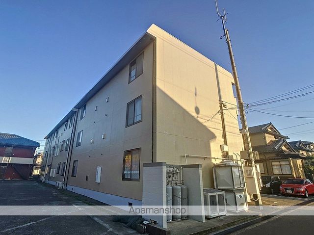 ラシーヌ弐番館の外観写真