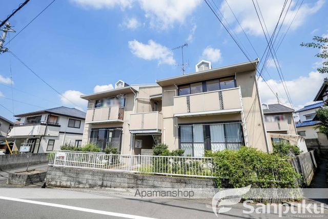 ファミール三好 B棟の外観写真