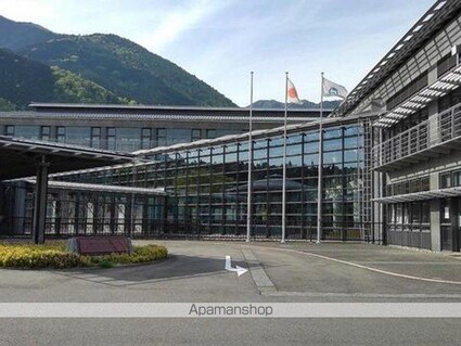 ロイヤル　ストーンⅡ[2LDK/63.87m2]の周辺5