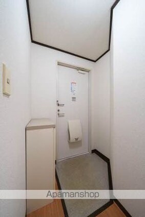 ファミールＫＮ[2DK/46.5m2]の玄関