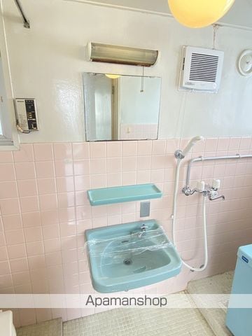 オラシオン登呂田 B棟の内装写真
