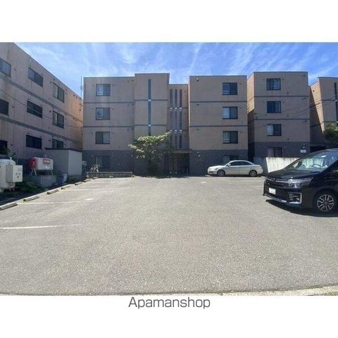 WEST KNOLL壱番館の外観写真