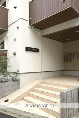 STACK髙田馬場の玄関写真