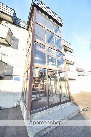 篠路パークハイツAの玄関写真