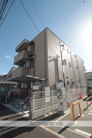 シャルマン高畑の外観写真