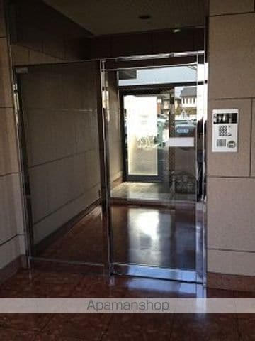 社会人限定 メゾンひねのの玄関写真