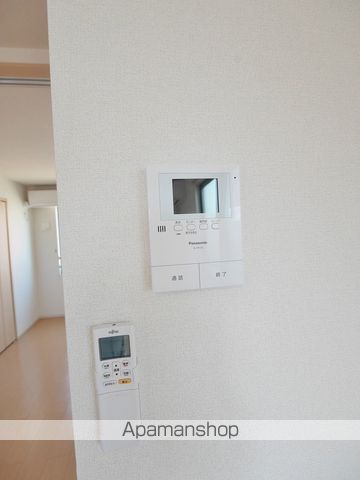 ジュネス武蔵浦和 弐番館の内装写真