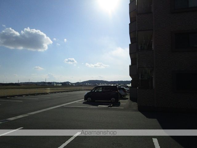 GRANDIRのその他写真