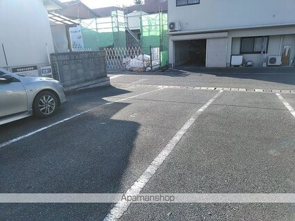 セジュール　ソシア[2DK/48.79m2]の駐車場