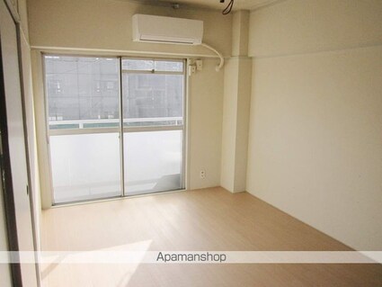 ヴィラナリー川津　１棟[2K/39.17m2]のリビング・居間