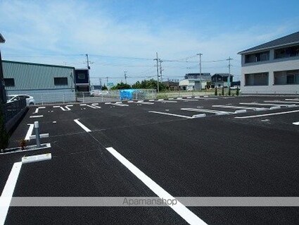 ＦＫ１[2LDK/59.64m2]の駐車場1