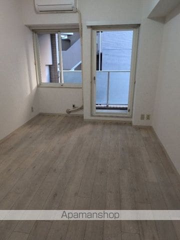 ルネ御苑プラザの内装写真