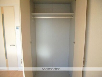 ジェミニ白銀Ｂ棟　[1LDK/41.02m2]の収納