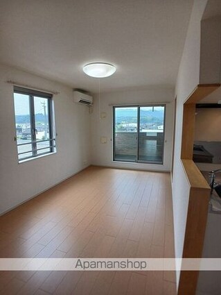 熊本県人吉市下薩摩瀬町[1LDK/53m2]のリビング・居間