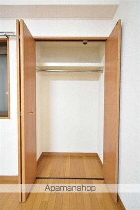 ライオンズマンション新都心[3LDK/68.13m2]の収納2