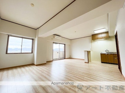 シャルマンコーポ土居[2LDK/65.7m2]のリビング・居間
