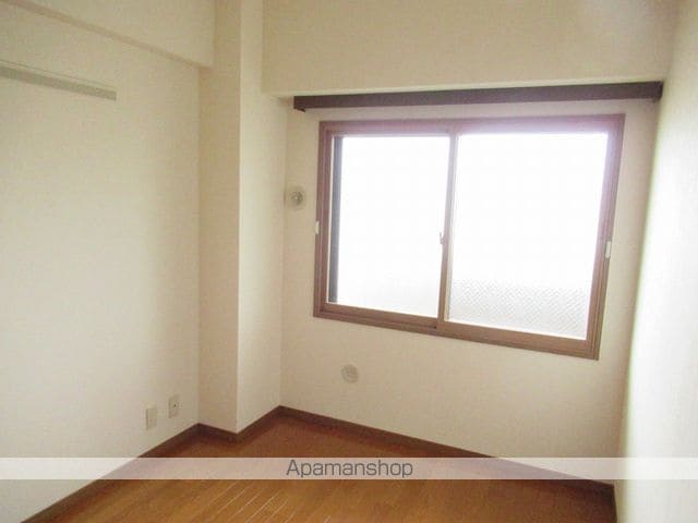 プラザ本町イーストの内装写真
