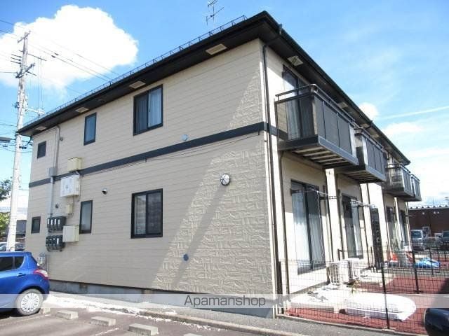 エクセルシオールBの外観写真