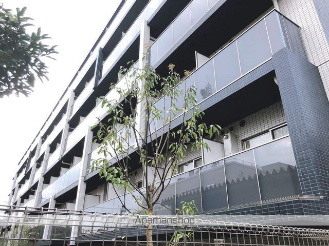 ガーラ・グランディ川崎西口の外観写真