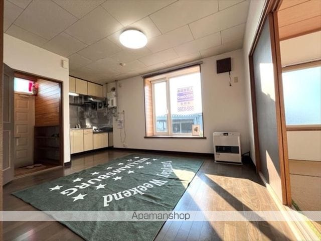 ドリーム里塚IIの内装写真