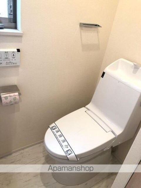 東京都練馬区南田中２丁目[4LDK/100.79m2]のトイレ