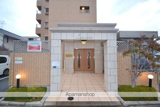 CONBRIO高柳の玄関写真