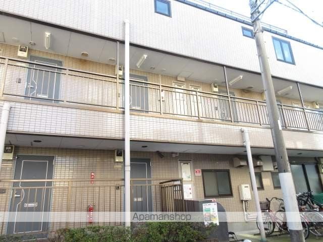 カトルセゾンの外観写真