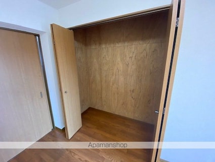 Ｃｒｅｓｔ　Ｓｑｕａｒｅ　Ⅰ[2DK/48.88m2]の収納