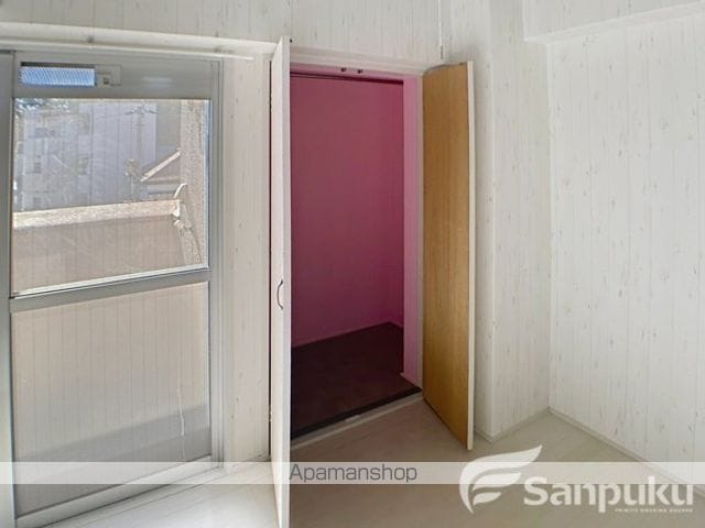 寿温泉マンションの内装写真