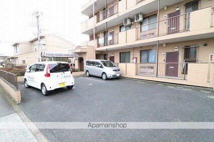 グレイスシティ[3DK/55.21m2]の駐車場1