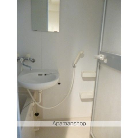 リヴイン国立の内装写真