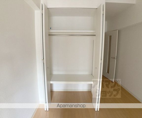 プレサンスNEO京都烏丸の内装写真