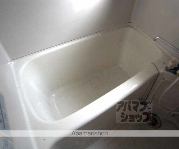 ラッフルズビルの内装写真