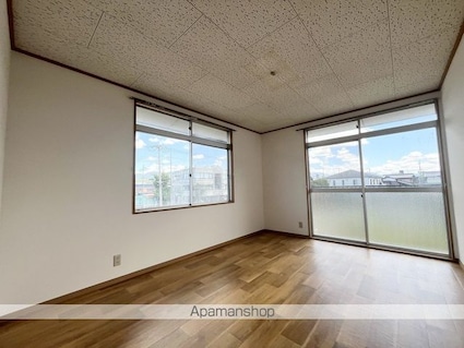 彦根市池州戸建[5LDK/111.86m2]の内装2