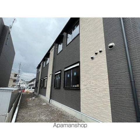 ルガール・コモドの外観写真