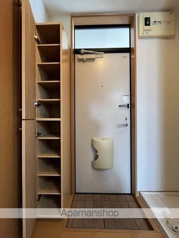 マカロニの内装写真