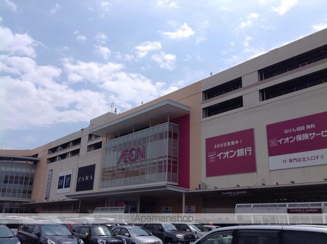 レオネクスト東館の周辺写真