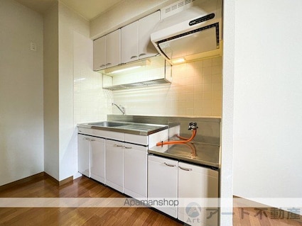 フォブール一色ＳＡＹＡ　Ｂ棟[2LDK/55.89m2]のキッチン