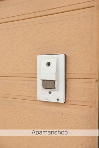 ハイツまるなかの外観写真