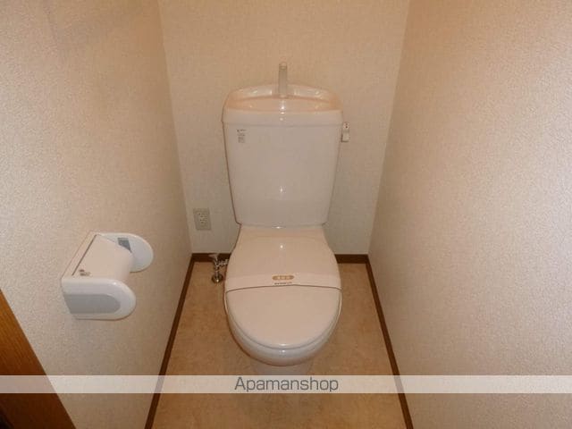 アンダー フォレスト Iの内装写真