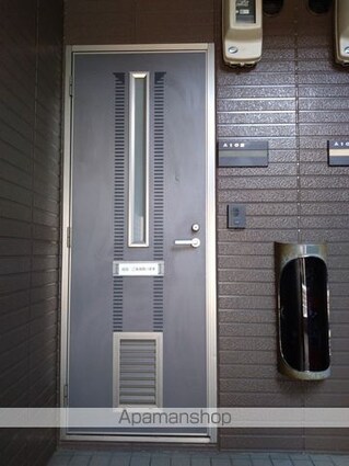 クレドール西谷Ａ棟[2LDK/55.36m2]のエントランス3