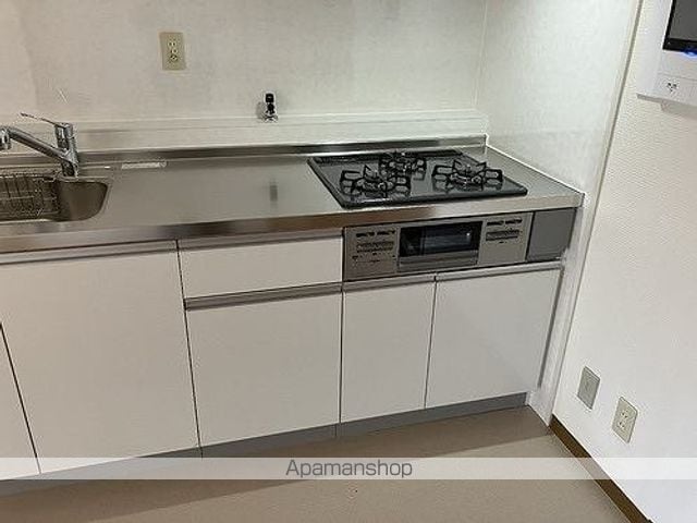 ライオンズマンション二条城東の内装写真
