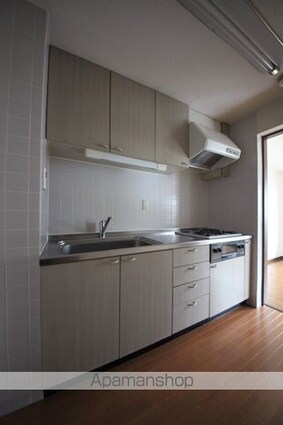 トライアーバンめじろ台[3LDK/64m2]のキッチン