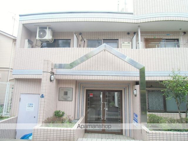 メゾン・ド・マニエール[1R/13.46m2]の共用部3