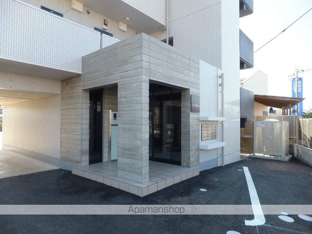 Ark Stationの玄関写真