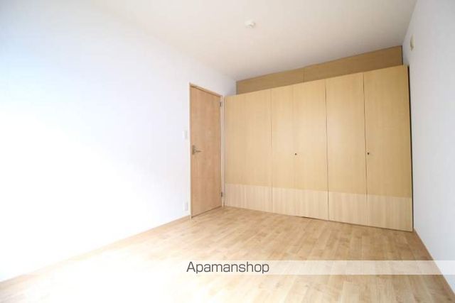 ヌーヴォー・シャンテ Bの内装写真