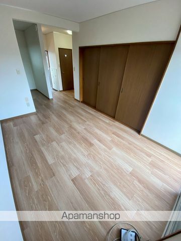グリーン若葉の内装写真